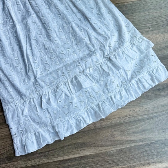 J.Crew White Eyelet Sleeveless Keyhole Back Ruffle Hem Halter Dress – Size 4 - Picture 7 of 11